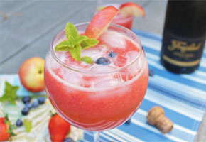 Strawberry sangria
